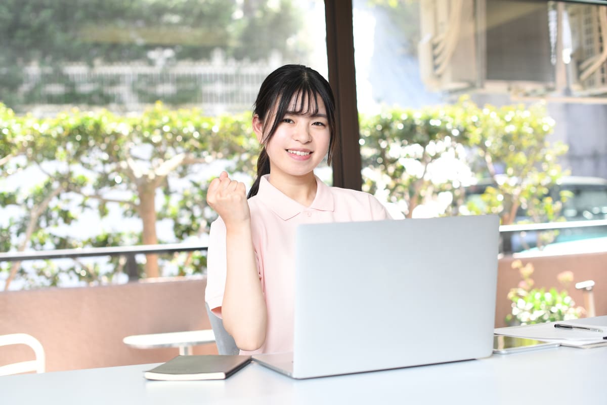 「やめとけ」の声に惑わされず介護士に転職するメリット