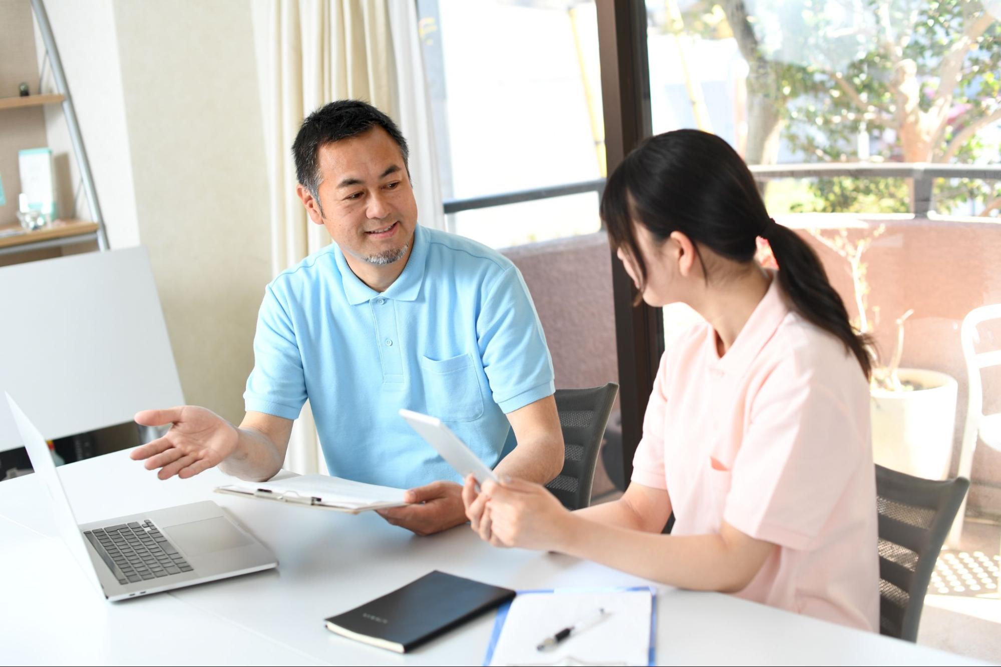 医療行為が必要なときの介護士の対応