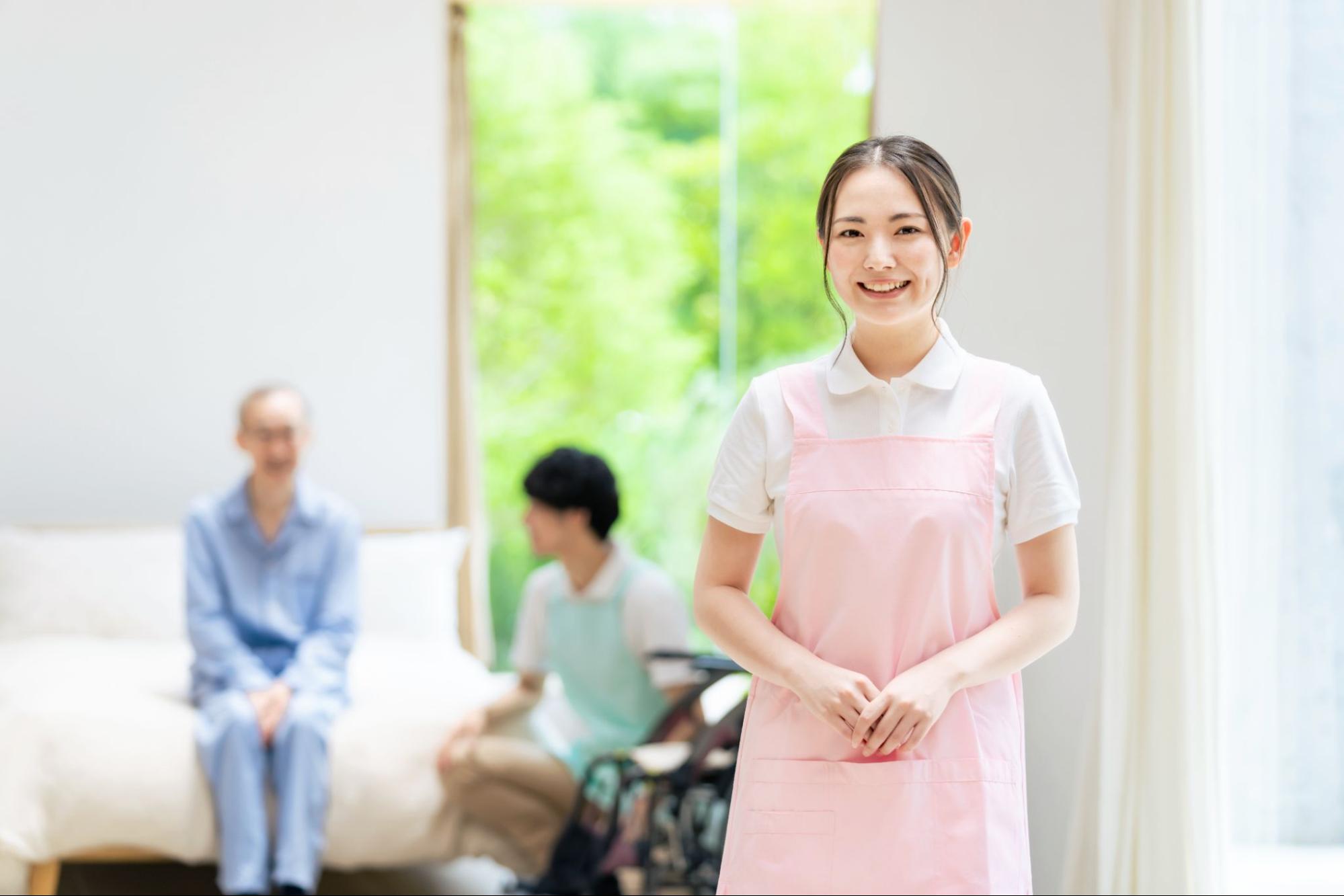 介護士の都道府県別の年収中央値の特徴